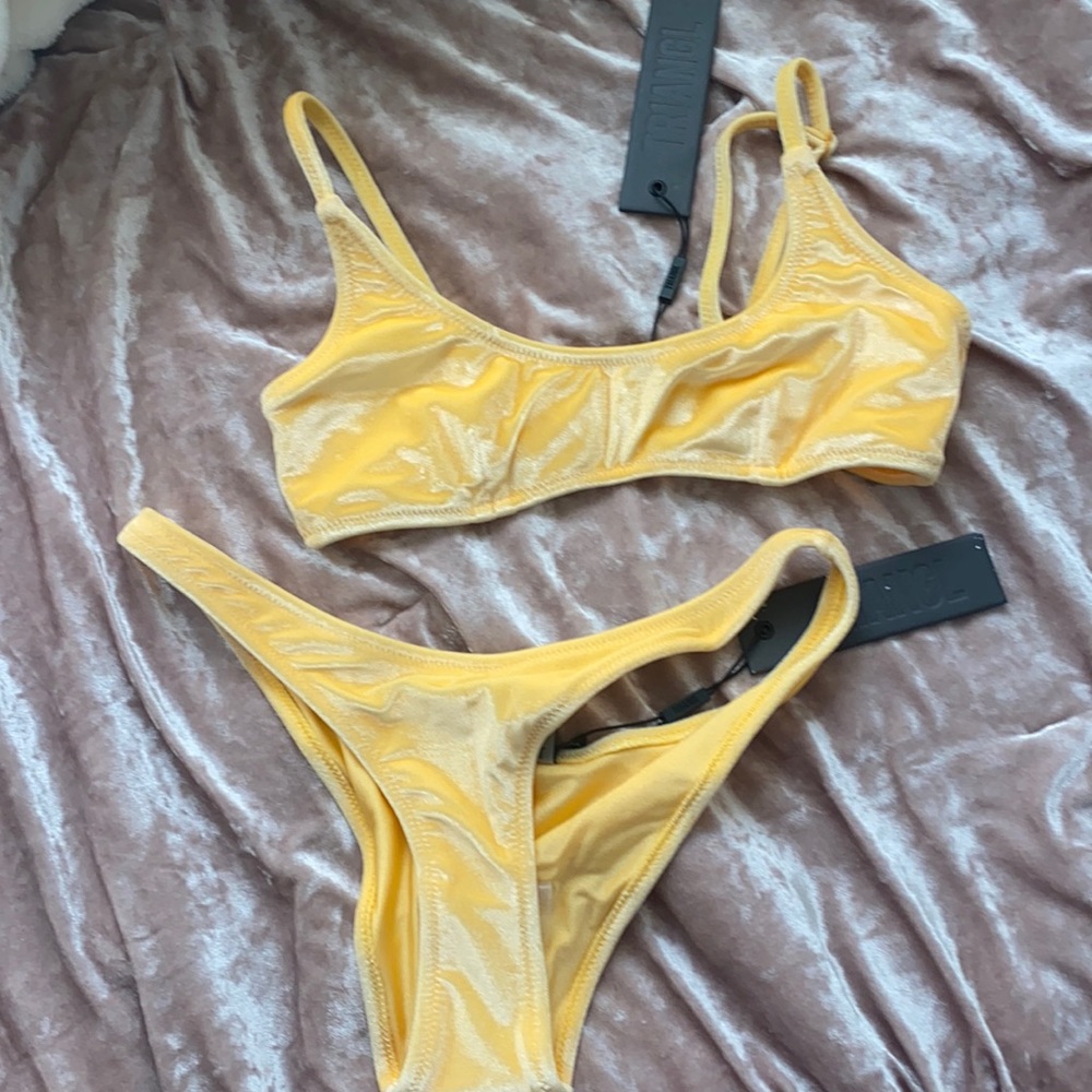 triangl bikini